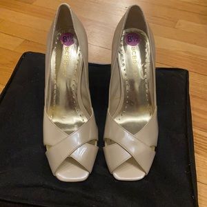 BCBGirls Elexa Cream Leather Patent stiletto heel